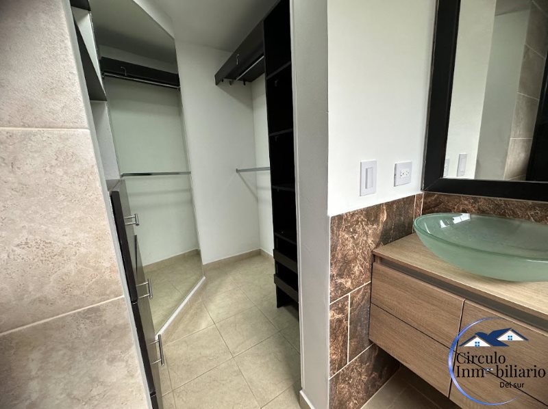 Apartamento disponible para Ambos en Medellín El Poblado Foto numero 1