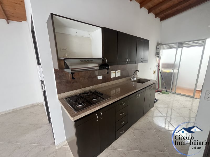 Apartamento disponible para Arriendo en Envigado con un valor de $2,500,000 código 1889