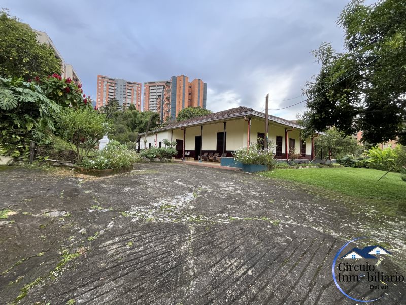 Casa-Finca disponible para Arriendo en Envigado La Sebastiana Foto numero 1