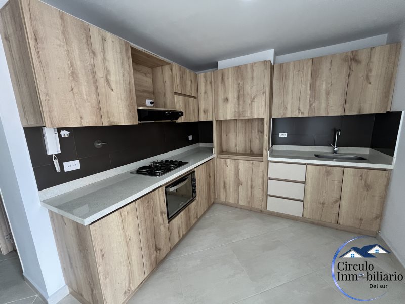 Apartamento disponible para Arriendo en Envigado con un valor de $3,400,000 código 2626